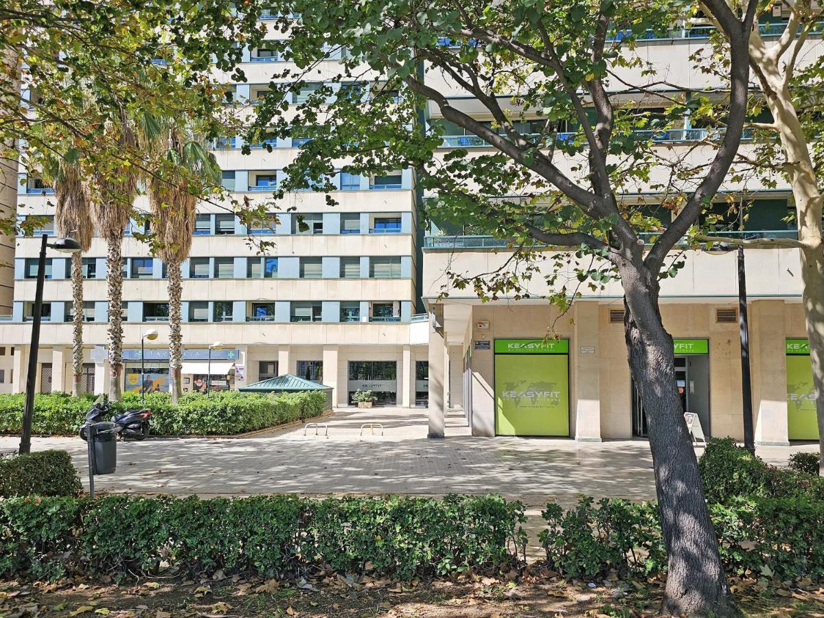 Apartamentos Las Ciencias R Valence Extérieur photo